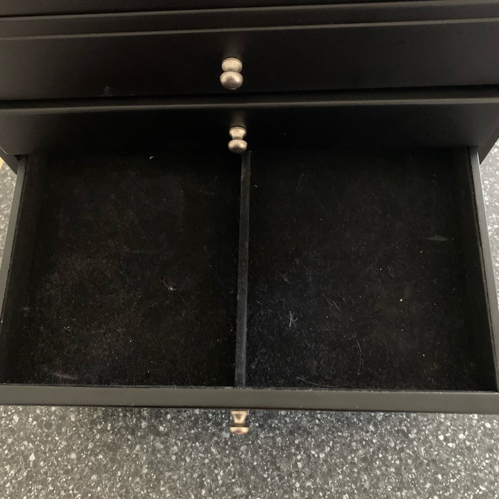 Jewelry Box/Organizer - Picture 4 of 4